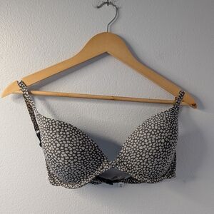 Gilligan & O’Malley Favorite Plunge Uplift Bra | 36D | Gray Pebble Print